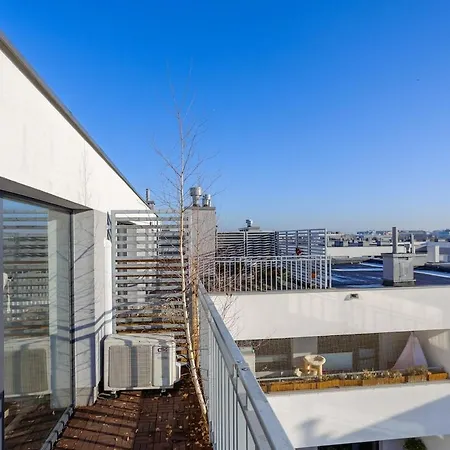 2 Poziomowy -146 M2 Apartament