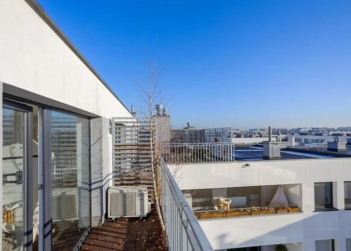 2 Poziomowy -146 M2 Apartment