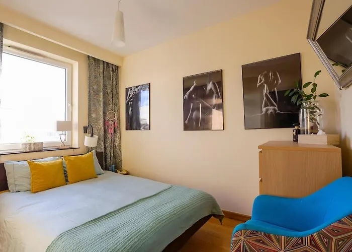 2 Poziomowy -146 M2 Apartment